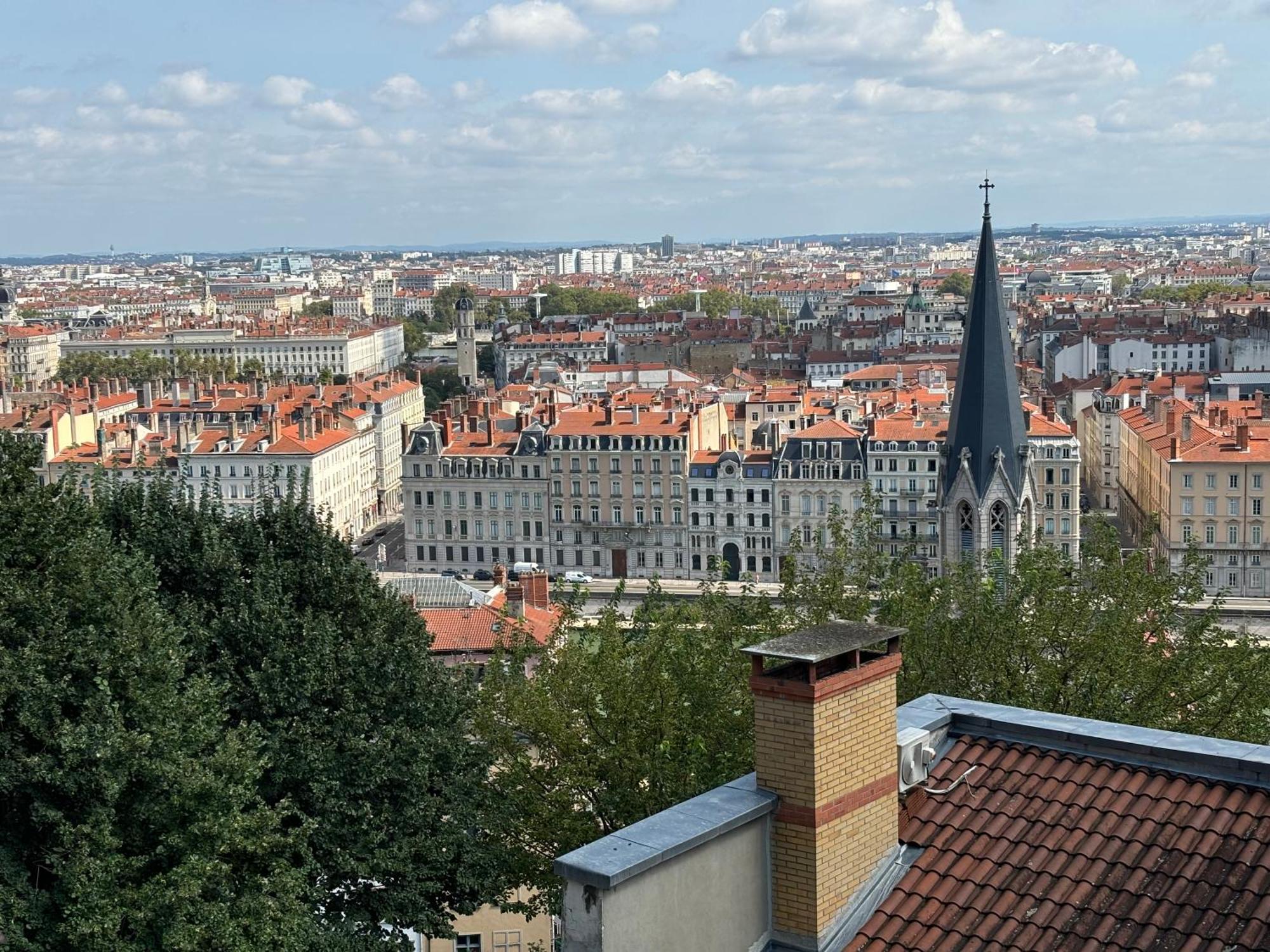 Les Jardins Du Gourguillon Apartment Lyon Exterior photo